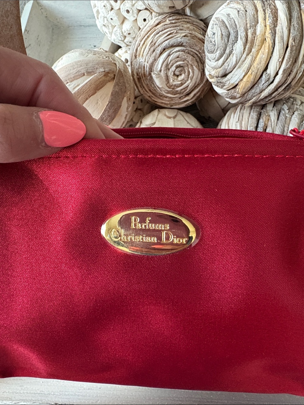 Dior Red Satin Cosmetic Bag - Picture 7 of 7